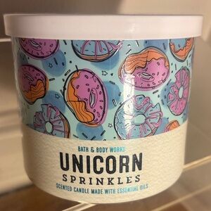 Bath & Body Works Unicorn Sprinkles 3-wick